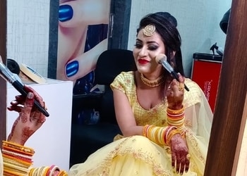 Aaina-unisex-spalon-Beauty-parlour-Rewa-Madhya-pradesh-2