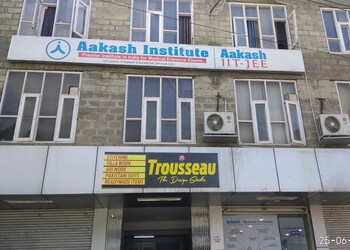 Aakash-institute-Coaching-centre-Srinagar-Jammu-and-kashmir-1