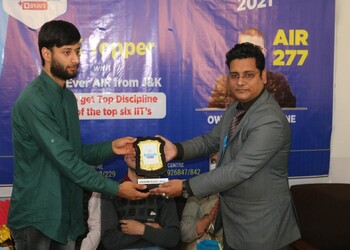 Aakash-institute-Coaching-centre-Srinagar-Jammu-and-kashmir-3