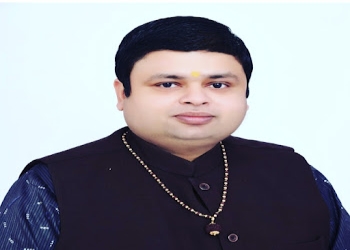 Acharya-dr-mohit-shukla-gold-medalist-Feng-shui-consultant-Lucknow-Uttar-pradesh-1