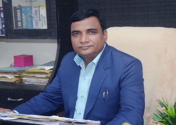 Advocate-r-k-shukla-Criminal-case-lawyers-Allahabad-prayagraj-Uttar-pradesh-1