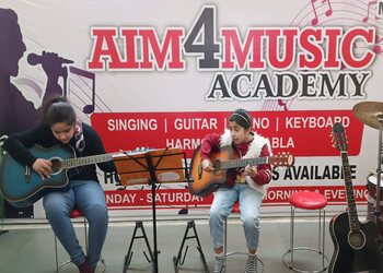 Aim4music-academy-Guitar-classes-Amritsar-cantonment-amritsar-Punjab-2