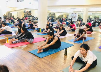 Aumyogashala-Yoga-classes-Dlf-phase-3-gurugram-Haryana-2