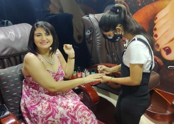 Avaa-salon-kandivali-Beauty-parlour-Kandivali-mumbai-Maharashtra-3