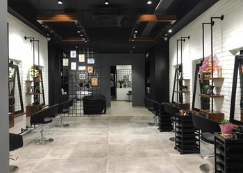 B-b-salon-and-nails-Beauty-parlour-Ahmedabad-Gujarat-2