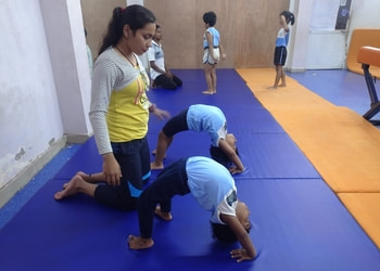 Being-fit-being-gymnast-gymnastics-academy-Gym-Joka-kolkata-West-bengal-3