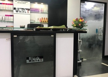 Black-and-white-Beauty-parlour-Tiruppur-Tamil-nadu-1