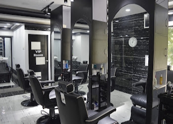 Black-and-white-salon-Beauty-parlour-Brodipet-guntur-Andhra-pradesh-2