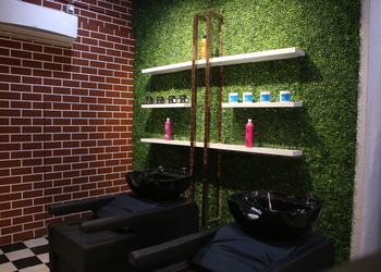 Black-studio-Beauty-parlour-Ahmednagar-Maharashtra-2