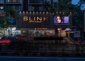 Blink-opticals-Opticals-Majura-gate-surat-Gujarat-1