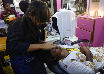 Bonne-foi-hair-beauty-studio-Beauty-parlour-Topsia-kolkata-West-bengal-3