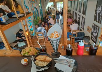 Books-n-brew-Cafes-Chandigarh-Chandigarh-2