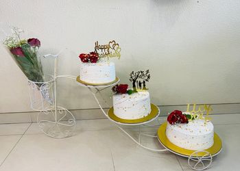 Cakeliciouss-Cake-shops-Surat-Gujarat-1