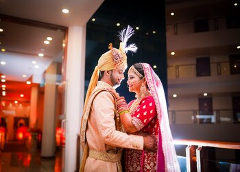 Candid-life-photography-Wedding-photographers-Bani-park-jaipur-Rajasthan-2