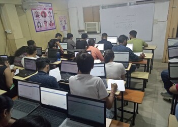 Career-launcher-Coaching-centre-Gwalior-Madhya-pradesh-3