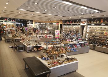 Centro-guntur-Shoe-store-Guntur-Andhra-pradesh-2