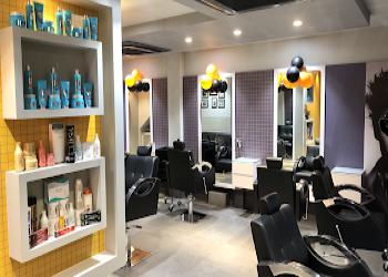 Classic-professional-salon-Beauty-parlour-Sangli-Maharashtra-2