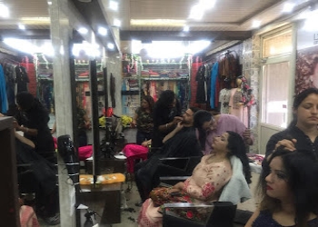 Color-launge-unisex-salon-and-academy-Beauty-parlour-Lower-bazaar-shimla-Himachal-pradesh-2