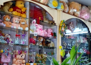 Compliments-gift-gallery-Gift-shops-Lanka-varanasi-Uttar-pradesh-3