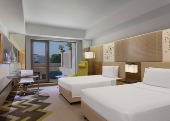 Courtyard-by-marriott-5-star-hotels-Agra-Uttar-pradesh-2