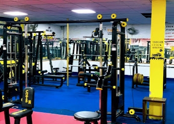 Cutsncurvez-unisex-gym-Gym-Golmuri-jamshedpur-Jharkhand-2