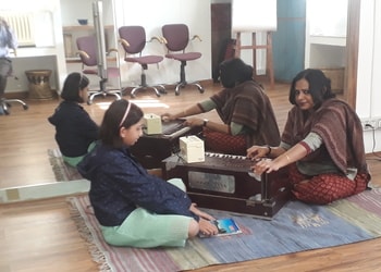 Debi-shastriya-sur-sadhana-Music-schools-Garia-kolkata-West-bengal-3