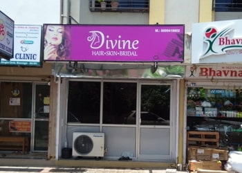 Divine-hair-skin-bridal-Beauty-parlour-Bhavnagar-terminus-bhavnagar-Gujarat-1