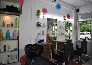 Divine-hair-skin-bridal-Beauty-parlour-Bhavnagar-terminus-bhavnagar-Gujarat-2