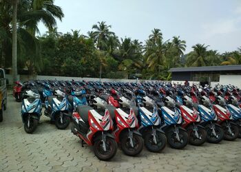 Diya-mobikes-Motorcycle-dealers-Thiruvananthapuram-Kerala-2