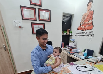 Dr-abhishek-singh-Child-specialist-pediatrician-Satna-Madhya-pradesh-3