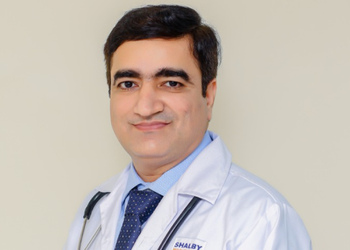 Dr-abhishek-songara-Neurosurgeons-Vijay-nagar-indore-Madhya-pradesh-1