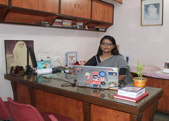 Dr-anju-kumar-Gynecologist-doctors-Ratu-ranchi-Jharkhand-2