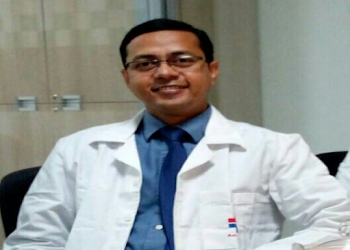 Dr-ashraf-khan-Orthopedic-surgeons-Camp-pune-Maharashtra-1