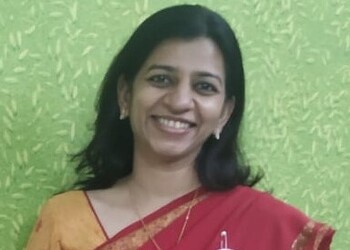 Dr-deepti-gupta-Gynecologist-doctors-Arera-colony-bhopal-Madhya-pradesh-1