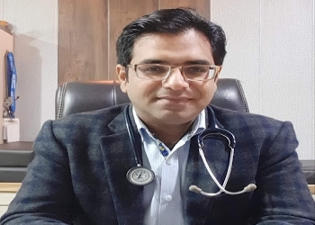 Dr-gautam-kapoors-clinic-Child-specialist-pediatrician-Govind-nagar-kanpur-Uttar-pradesh-1