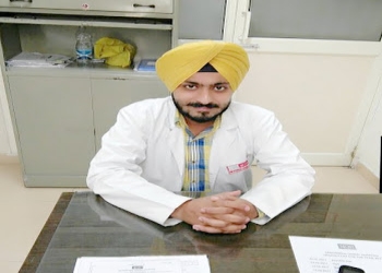 Dr-harpreet-singh-psychiatrist-advance-mind-wellness-centre-Psychiatrists-Dugri-ludhiana-Punjab-1