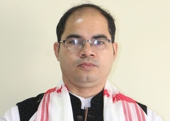 Dr-j-n-buragohain-Cancer-specialists-oncologists-Beltola-guwahati-Assam-1