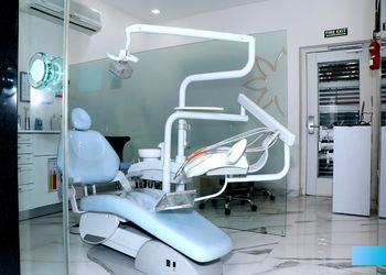 Dr-kochars-house-of-smiles-Dental-clinics-Sector-43-chandigarh-Chandigarh-3