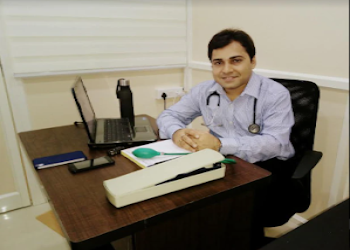 Dr-nachiket-md-medicine-Diabetologist-doctors-Aundh-pune-Maharashtra-2