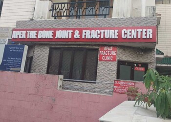 Dr-naresh-pandita-Orthopedic-surgeons-Sector-29-gurugram-Haryana-3