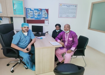 Dr-pramod-saini-Orthopedic-surgeons-Sector-15-noida-Uttar-pradesh-3