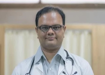 Dr-prashant-tyagi-experienced-pediatrician-in-delhi-sitaram-bhartia-hospital-Child-specialist-pediatrician-Hauz-khas-delhi-Delhi-2