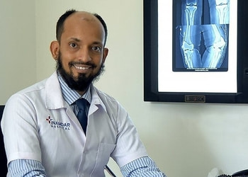 Dr-qaedjohar-dhariwal-Orthopedic-surgeons-Camp-pune-Maharashtra-1