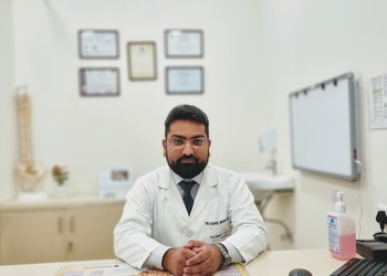 Dr-rahul-mahajan-Neurologist-doctors-Sector-17-chandigarh-Chandigarh-1