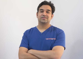 Dr-raman-tanwar-Urologist-doctors-Sector-29-gurugram-Haryana-1