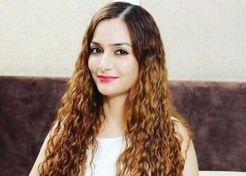 Dr-reena-sharma-Dermatologist-doctors-Sector-34-noida-Uttar-pradesh-1