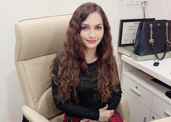 Dr-reena-sharma-Dermatologist-doctors-Sector-34-noida-Uttar-pradesh-3