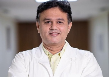 Dr-ritesh-mongha-Urologist-doctors-Sector-56-faridabad-Haryana-1