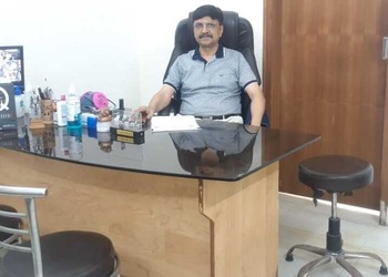 Dr-rk-gupta-Dermatologist-doctors-Hall-gate-amritsar-Punjab-1