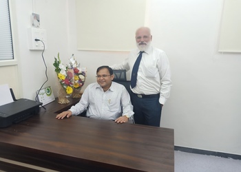 Dr-rupesh-lunkad-Gastroenterologists-Kalyani-nagar-pune-Maharashtra-3